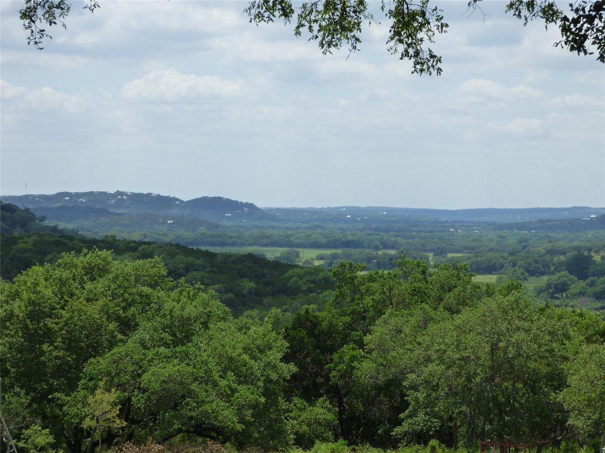 Living area at 5771 Hilliard Rd - Lost River Ranches, San Marcos, TX