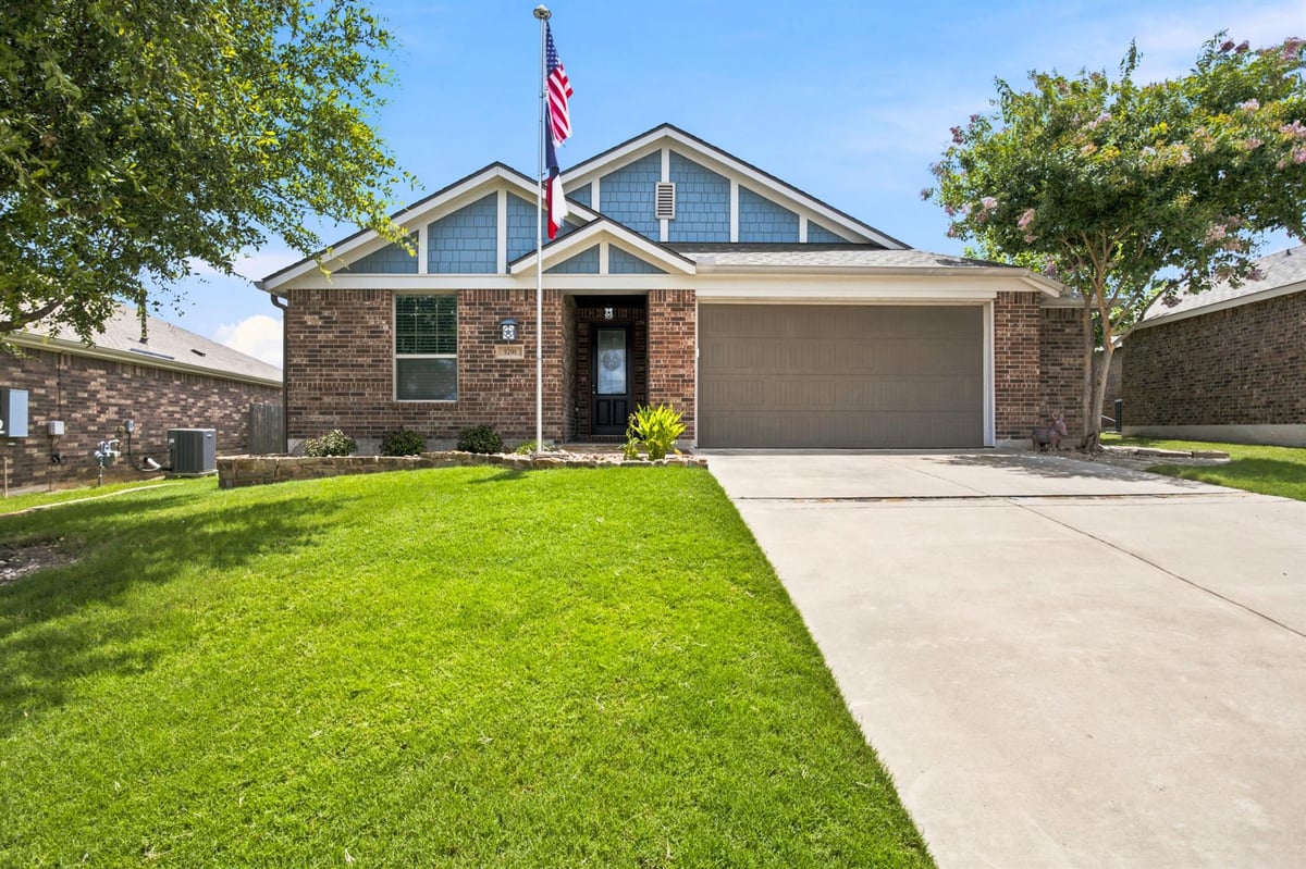 View 5791 Corsica LOOP in Siena Sec 5 5791 Corsica LOOP - front exterior - Luxury home in Siena Sec 5, Round Rock, TX