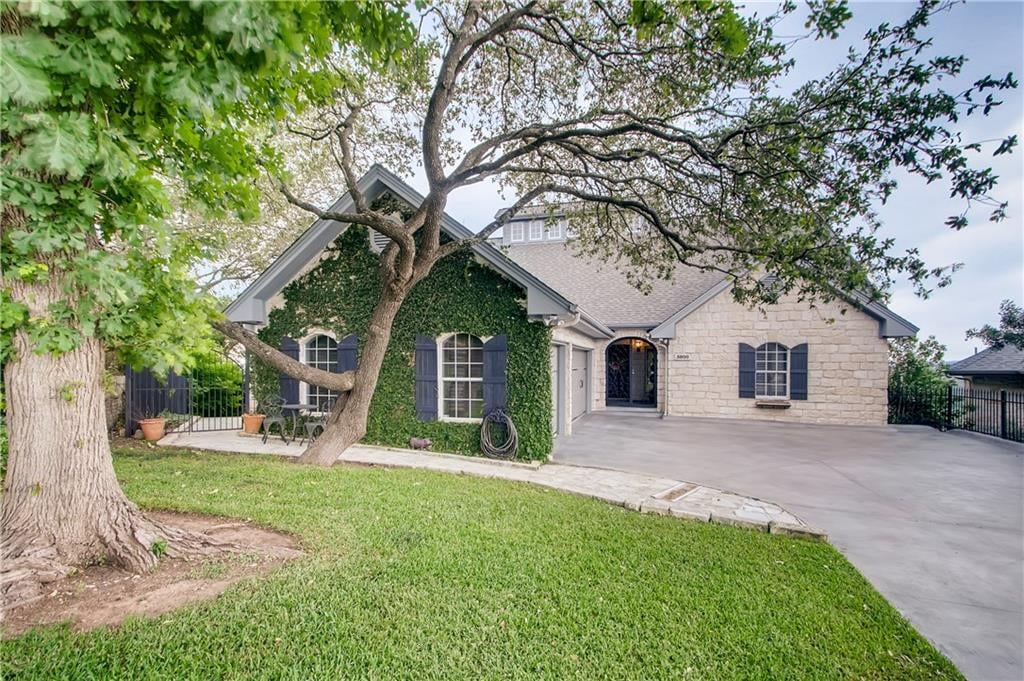 View 5800 Westslope Cv in Cat Mountain Villas Sec 03b 5800 Westslope Cv - property photo 1 - Luxury home in Cat Mountain Villas Sec 03b, Austin, TX