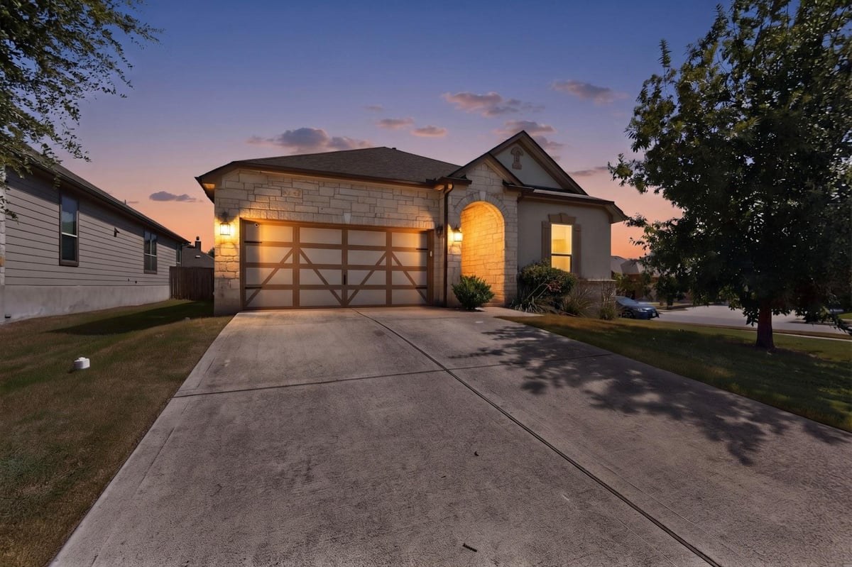 View 5801 Parma ST in Siena Ph 1 Sec 24 5801 Parma ST - front exterior - Luxury home in Siena Ph 1 Sec 24, Round Rock, TX