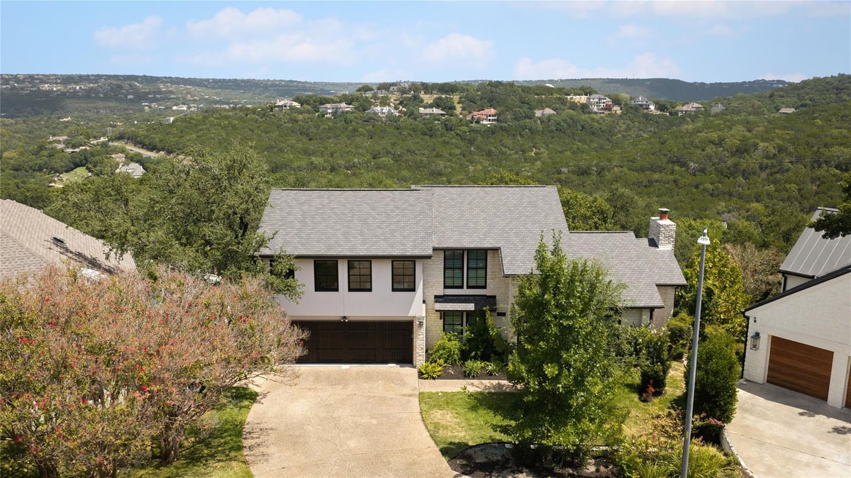 View 5802 Cannonade CT in Davenport Ranch Ph 01 Sec 01 5802 Cannonade CT - property photo 1 - Luxury home in Davenport Ranch Ph 01 Sec 01, Austin, TX