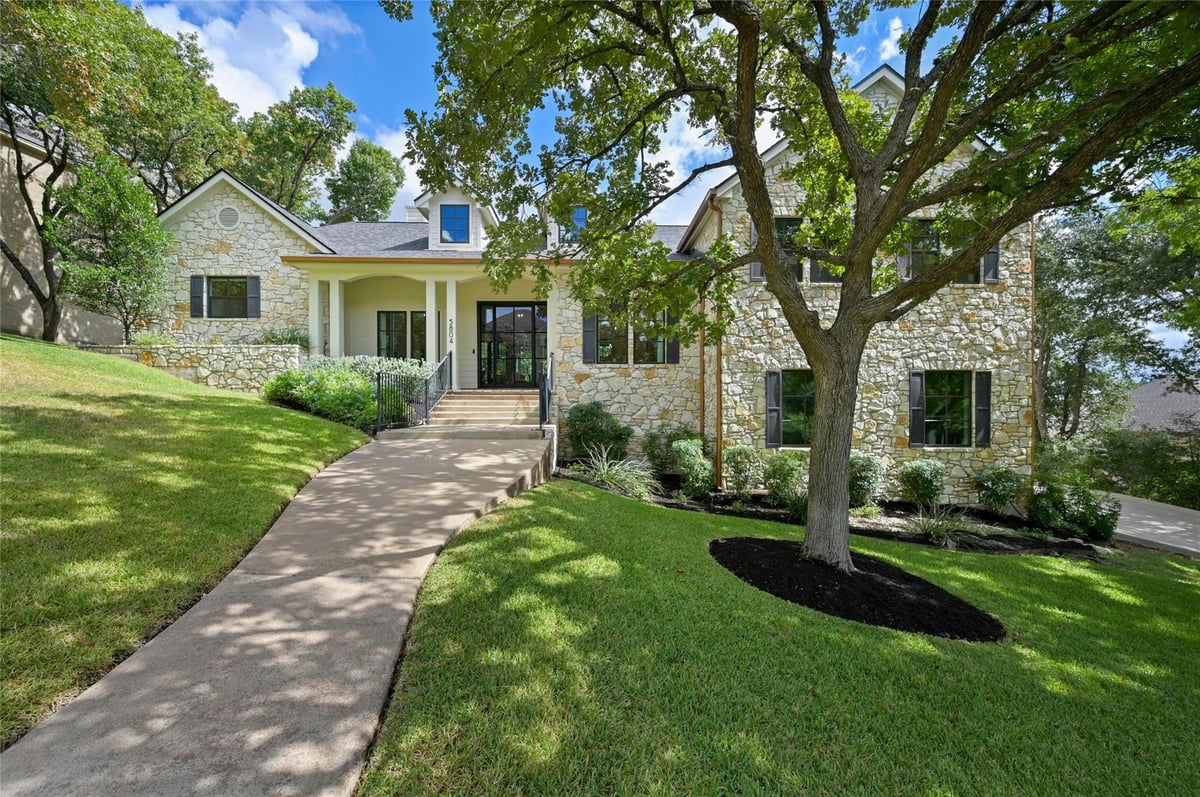 View 5804 Round Table CV in Davenport Ranch Ph 01 Sec 03 5804 Round Table CV - front exterior - Luxury home in Davenport Ranch Ph 01 Sec 03, Austin, TX