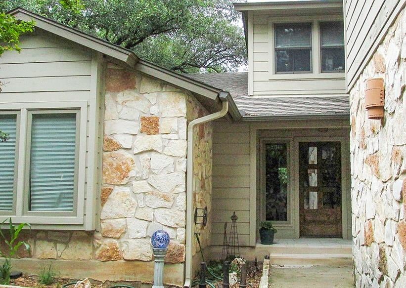 View 5805 Karankawa Cv in Courtyard Ph 01 5805 Karankawa Cv - property photo 1 - Luxury home in Courtyard Ph 01, Austin, TX