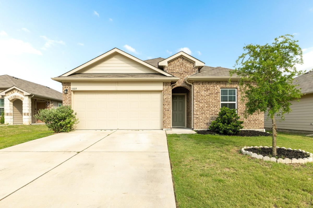 View 5809 Brampton Ln in Tiermo 5809 Brampton Ln - front exterior - Luxury home in Tiermo, Austin, TX
