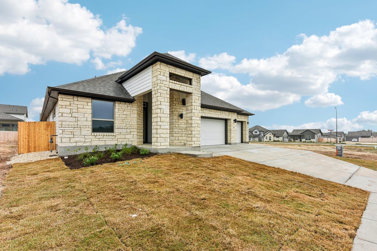 View 581 Treadwell Ln in Sage Hollow 581 Treadwell Ln - front exterior - Luxury home in Sage Hollow, Kyle, TX