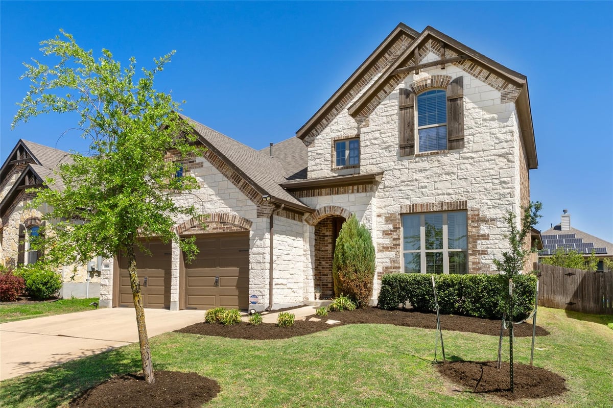 View 5834 Casstello DR in Siena Sec 5 5834 Casstello DR - front exterior - Luxury home in Siena Sec 5, Round Rock, TX