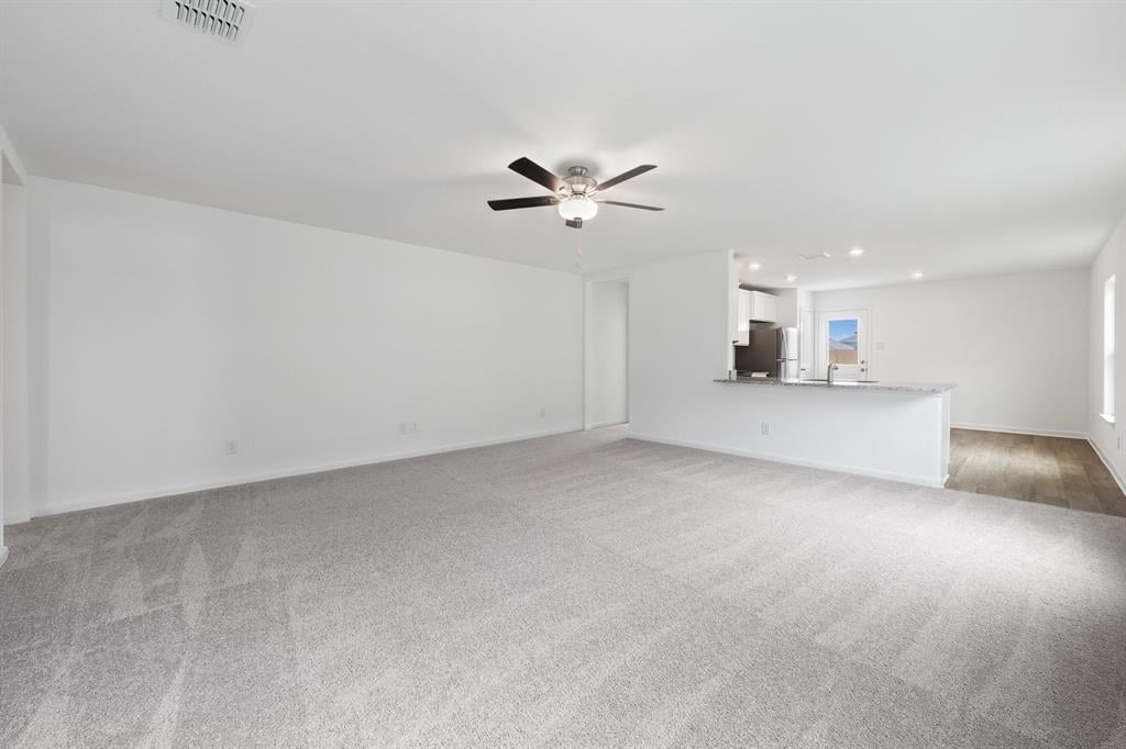 Kitchen at 585 Aplite Pass - 3 bed 2 bath home