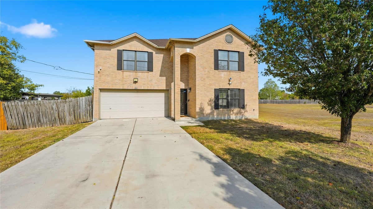 View 585 Siebert Dr in High Meadows Sec 3 585 Siebert Dr - front exterior - Luxury home in High Meadows Sec 3, Kyle, TX