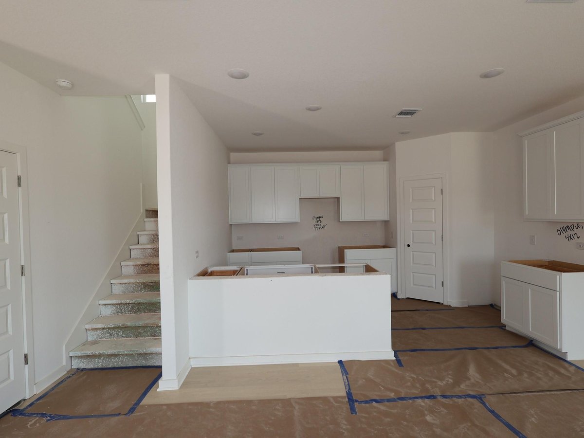 Living area at 587 Bishop Wood Rd - 4 bed 2 bath home