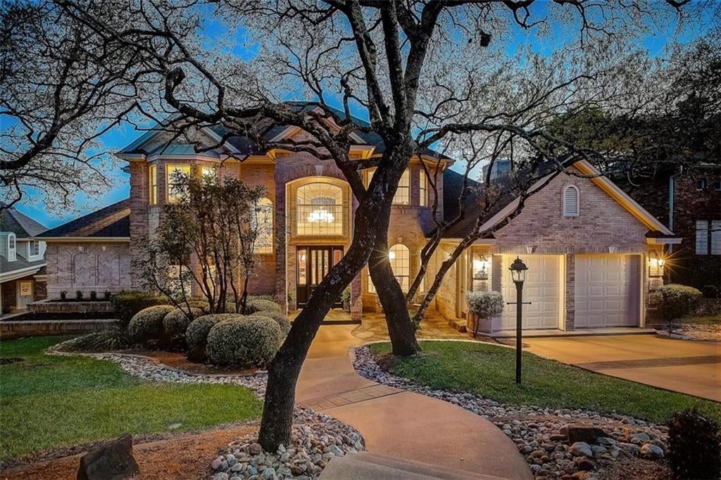 View 5900 Down Valley Ct in Northwest Hills Lakeview 5900 Down Valley Ct - front exterior - Luxury home in Northwest Hills Lakeview, Austin, TX