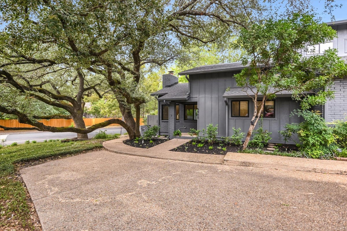 View 5900 Mountainclimb DR Unit #1 in Dry Creek Condo 5900 Mountainclimb DR Unit #1 - front exterior - Luxury home in Dry Creek Condo, Austin, TX