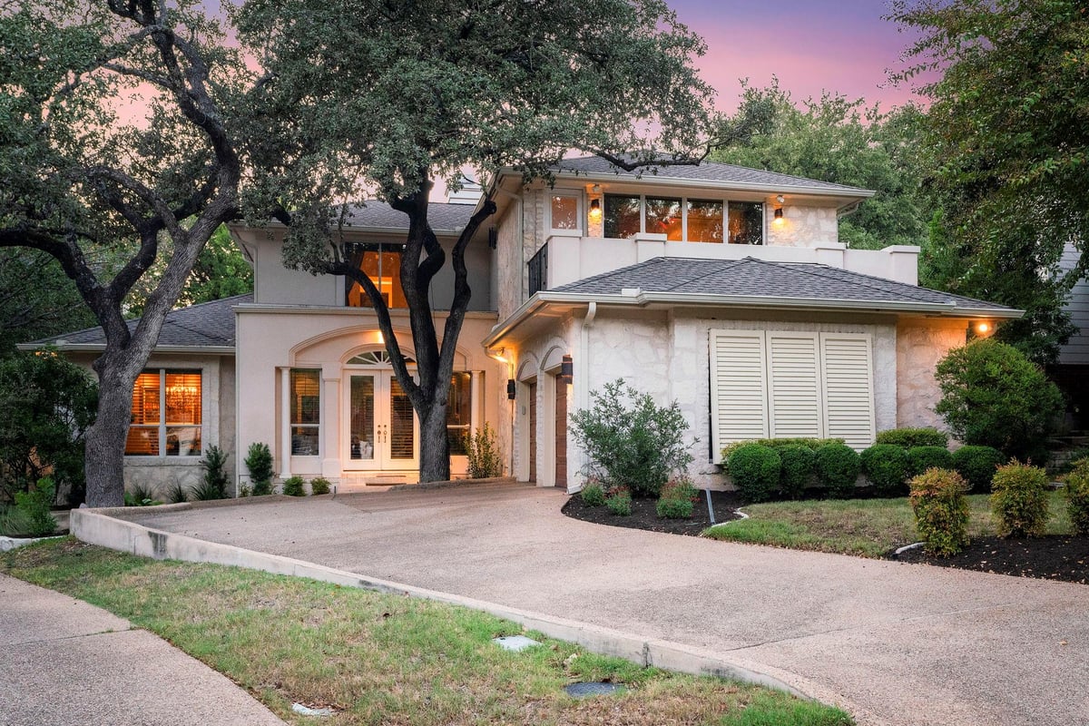 View 5904 Inter Council CV in Courtyard Ph 03-F 5904 Inter Council CV - front exterior - Luxury home in Courtyard Ph 03-F, Austin, TX
