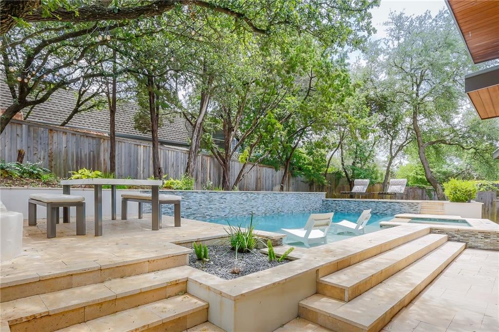 View 5907 Upvalley RUN in Northwest Hills Lakeview 03 5907 Upvalley RUN - front exterior - Luxury home in Northwest Hills Lakeview 03, Austin, TX