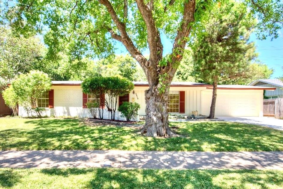 5910 Marilyn Dr - front exterior - Luxury lot in Allandale West Sec 04, Austin, TX