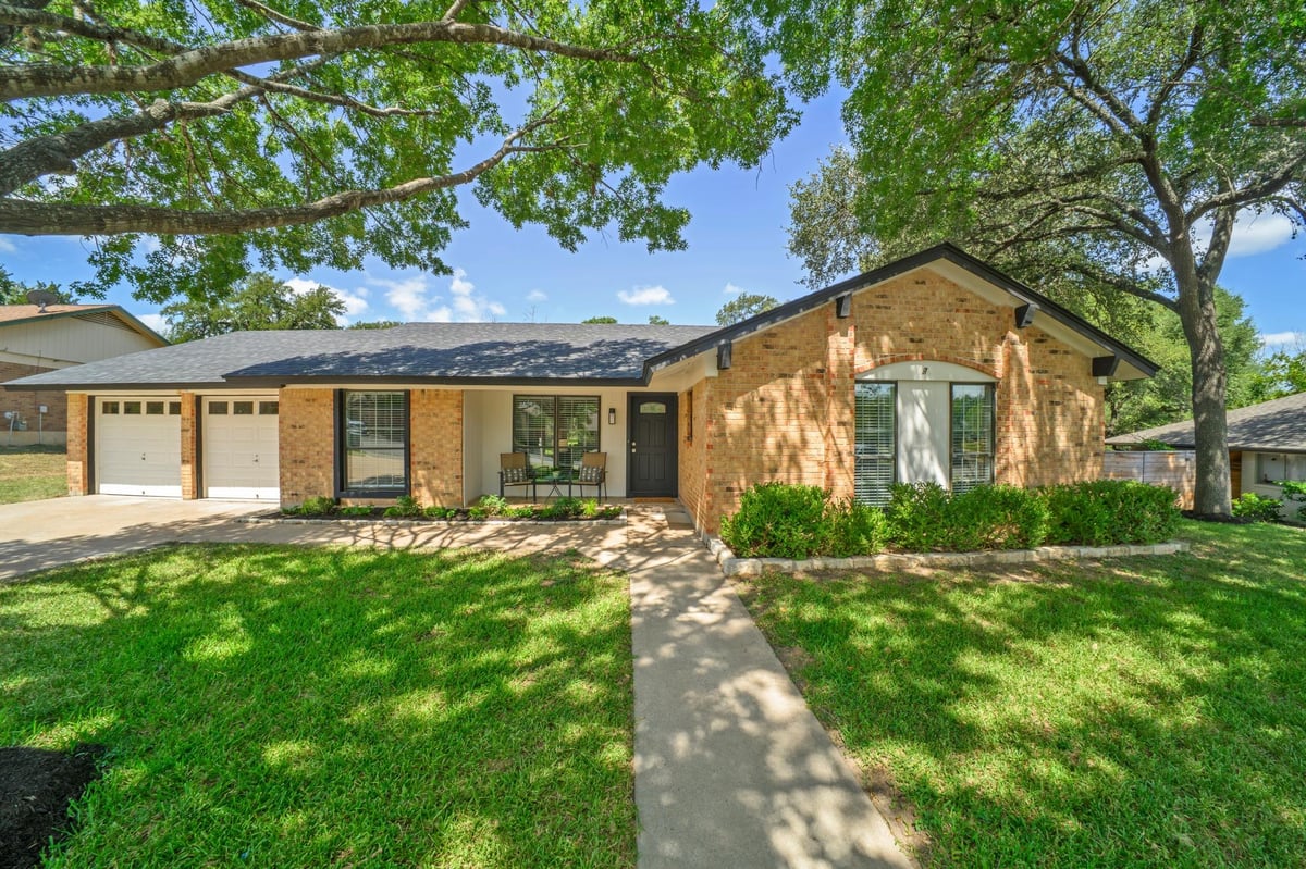 View 5912 Cherry Creek DR in Cherry Creek Ph 02 Sec 04 5912 Cherry Creek DR - property photo 1 - Luxury home in Cherry Creek Ph 02 Sec 04, Austin, TX