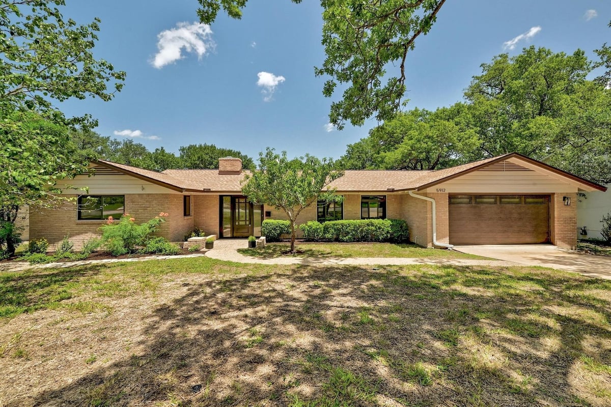 View 5912 Highland Hills DR in Highland Hills Sec 05 Ph 01 5912 Highland Hills DR - front exterior - Luxury home in Highland Hills Sec 05 Ph 01, Austin, TX