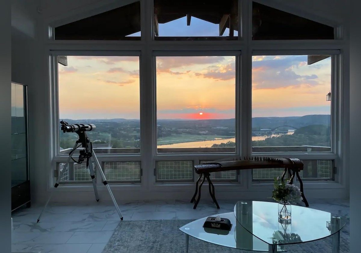 View 5924 Lookout Mountain DR in Cat Mountain Villas Sec 03B 5924 Lookout Mountain DR - property photo 1 - Luxury home in Cat Mountain Villas Sec 03B, Austin, TX