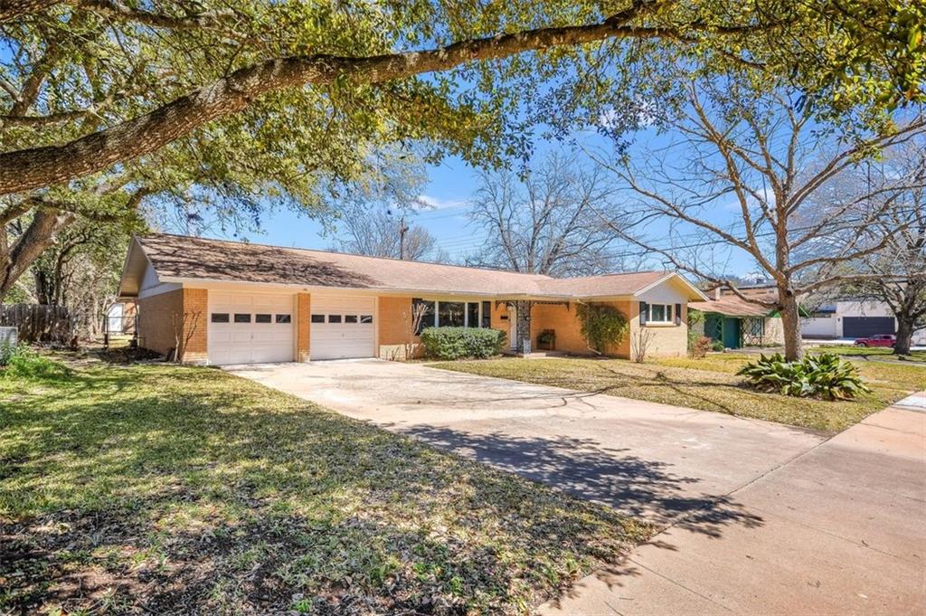 View 5926 Fairlane Dr in Allandale West Sec 04 5926 Fairlane Dr - front exterior - Luxury home in Allandale West Sec 04, Austin, TX