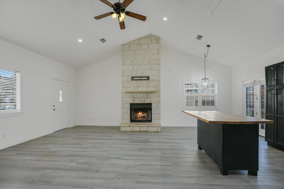 Kitchen at 6 Happy Hollow Ln - 3 bed 2 bath home