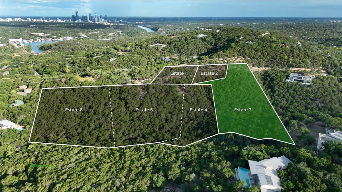 View 6 Martelli Ln in Wildcat Club Sub 6 Martelli Ln - front exterior - Luxury lot in Wildcat Club Sub, West Lake Hills, TX