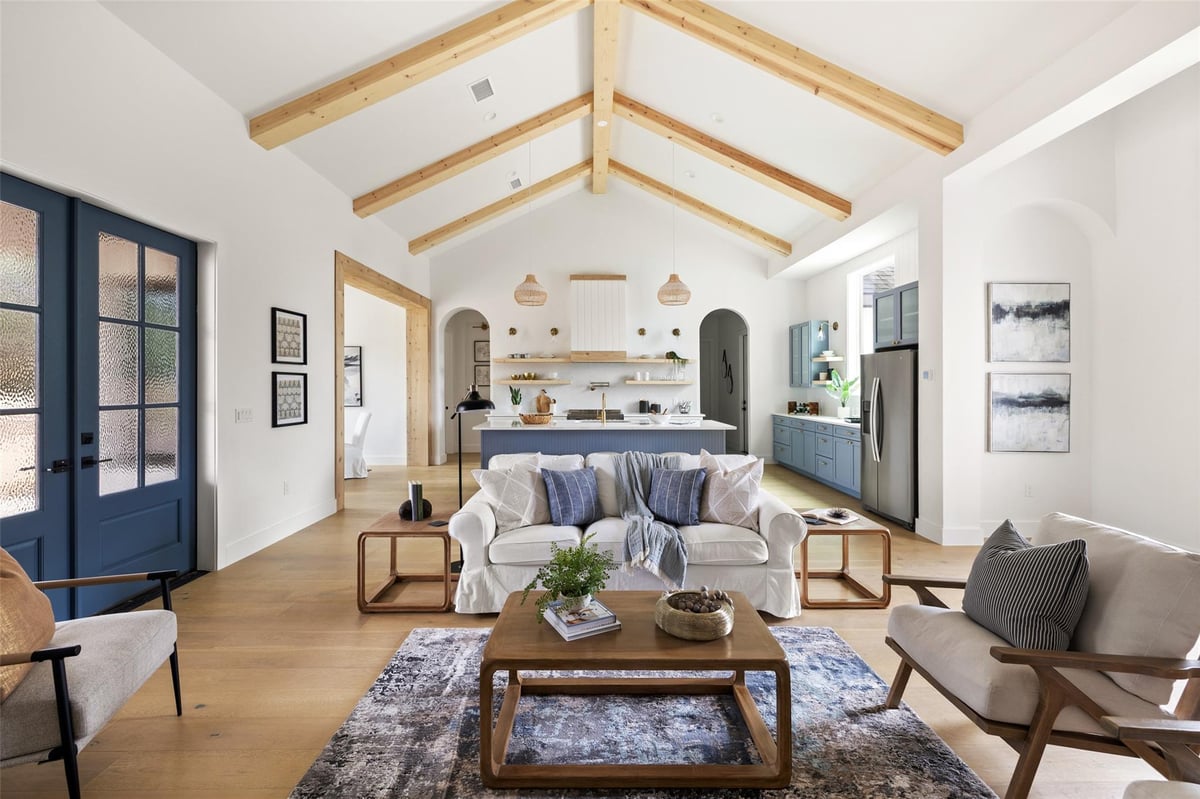 Living area at 60 War Bonnet - 4 bed 3 bath home