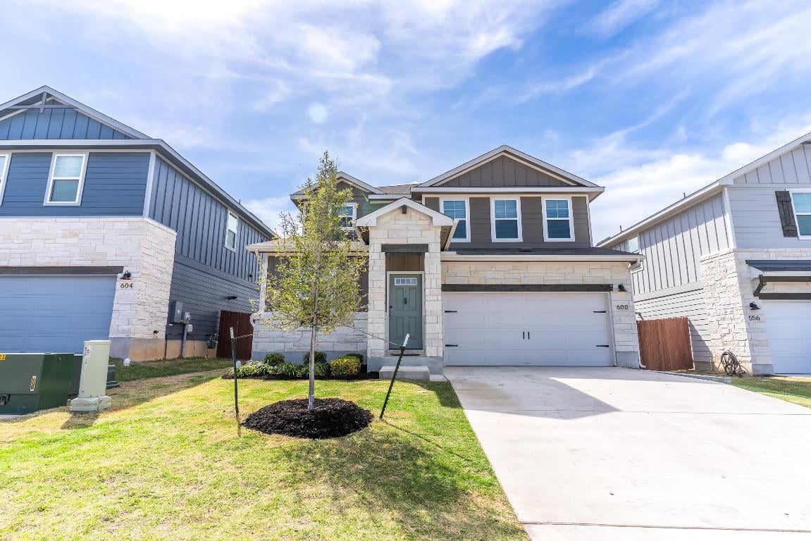 600 Loriner Way - front exterior - Luxury home in Butler Farms, Liberty Hill, TX