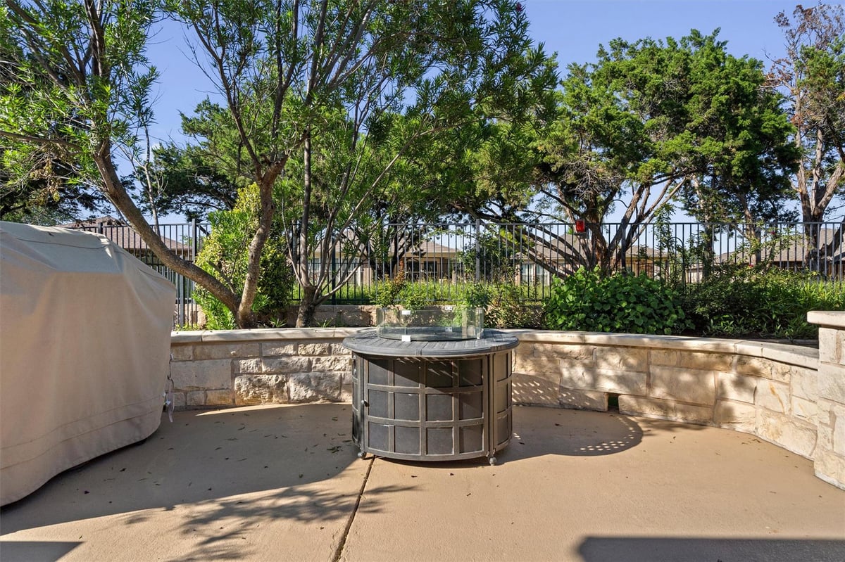 600 Salado Creek LN - front exterior - Luxury home in Sun City Texas Nbrhd 50, Georgetown, TX