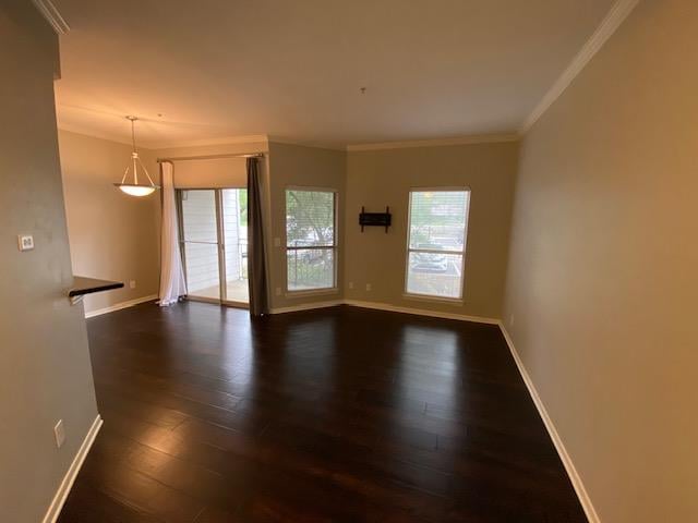Living area at 6000 Shepherd Mountain Cv Unit #1008 - 1 bed 1 bath home