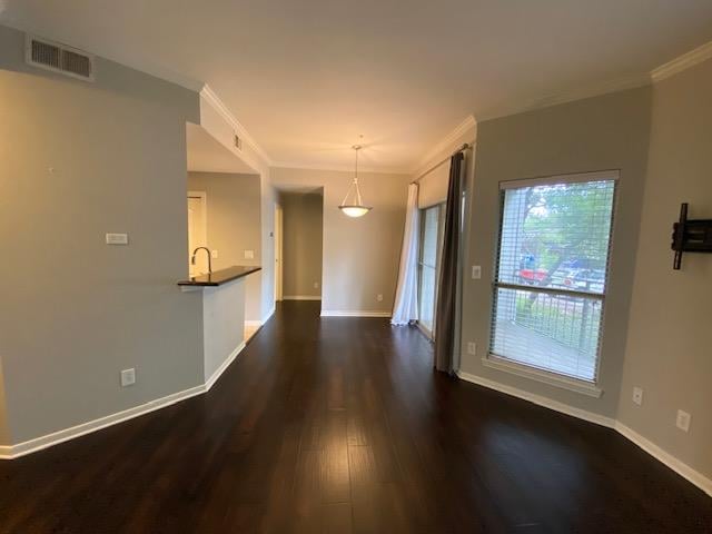 Primary bedroom at 6000 Shepherd Mountain Cv Unit #1008 - 1 bed 1 bath home