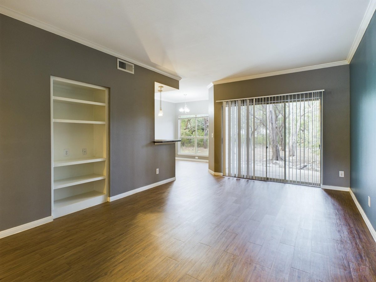 View 6000 Shepherd Mountain CV Unit #109 in Montevista Condo Ph 03 Amd 6000 Shepherd Mountain CV Unit #109 - property photo 1 - Luxury home in Montevista Condo Ph 03 Amd, Austin, TX