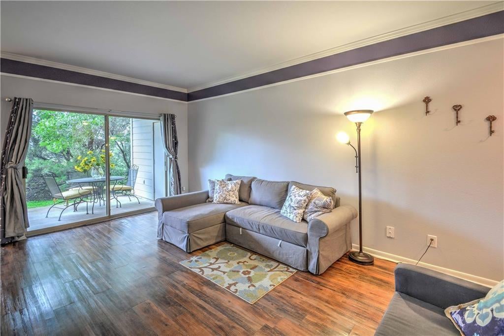 View 6000 Shepherd Mountain CV Unit #2106 in Montevista Condo Ph 03 Amd 6000 Shepherd Mountain CV Unit #2106 - property photo 1 - Luxury home in Montevista Condo Ph 03 Amd, Austin, TX