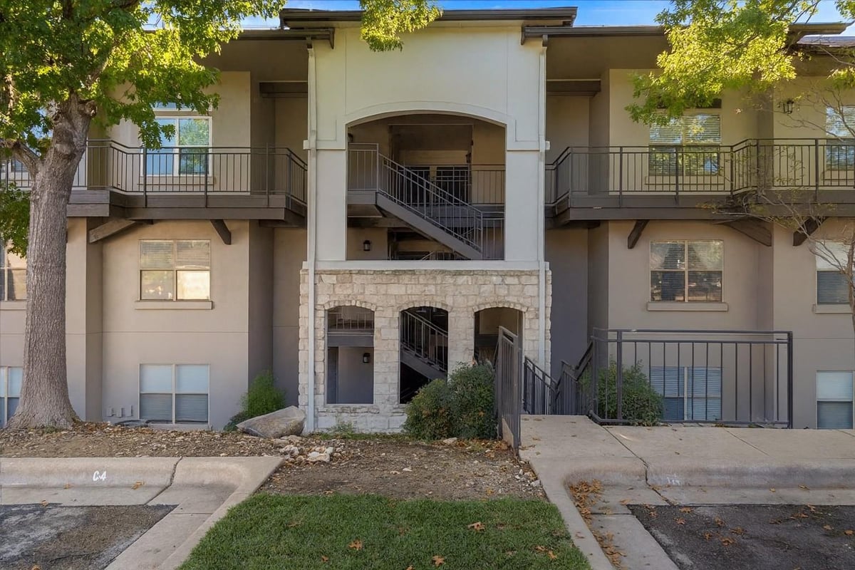 Bathroom at 6000 Shepherd Mountain Cv Unit #309 - 2 bed 2 bath home
