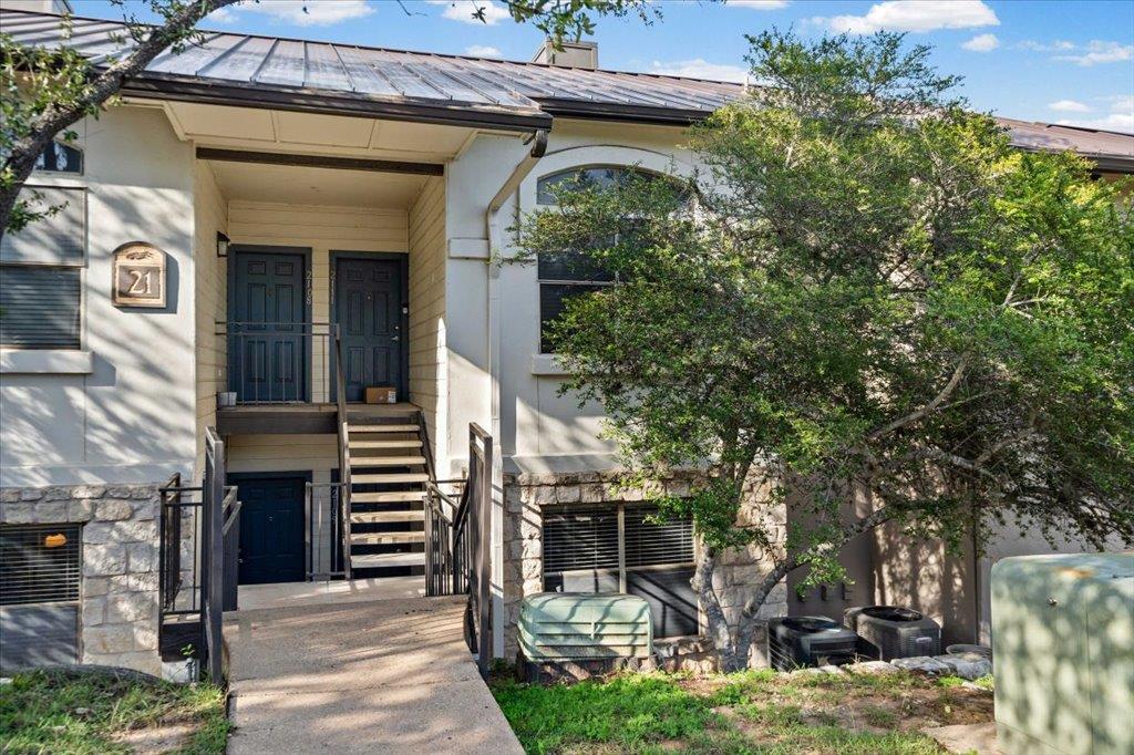 View 6000 Shepherd MTN Unit #2109 in Montevista Condominiums 6000 Shepherd MTN Unit #2109 - front exterior - Luxury home in Montevista Condominiums, Austin, TX