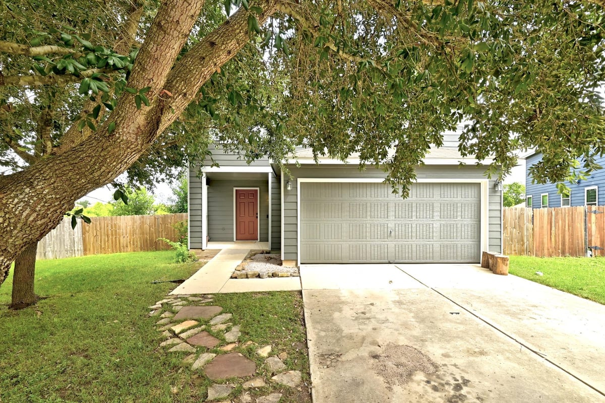 View 6000 Toye DR in Meadows At Berdoll Ph 2 Sec 1 6000 Toye DR - front exterior - Luxury home in Meadows At Berdoll Ph 2 Sec 1, Del Valle, TX