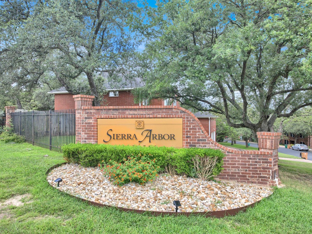 6001 Sierra Arbor CT - front exterior - Luxury home in Sierra Arbor Estates, Austin, TX