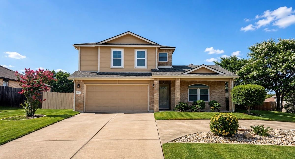View 6003 Graphite DR in White Rock Estates Ph One 6003 Graphite DR - front exterior - Luxury home in White Rock Estates Ph One, Killeen, TX