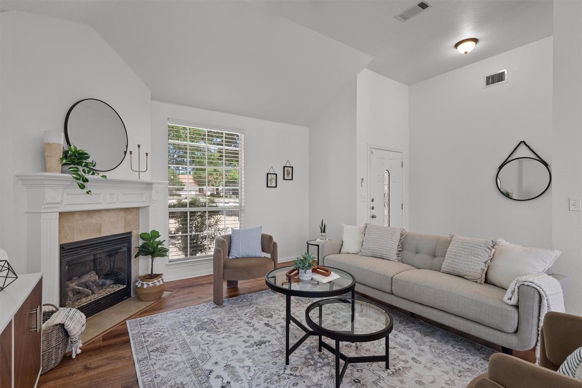 Primary bedroom at 6003 Tasajillo Trl - 3 bed 2 bath home