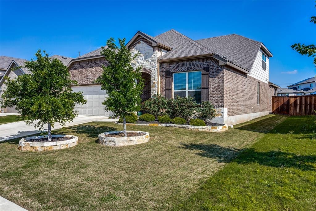 Living area at 6008 Genova Pl - 4 bed 3 bath home
