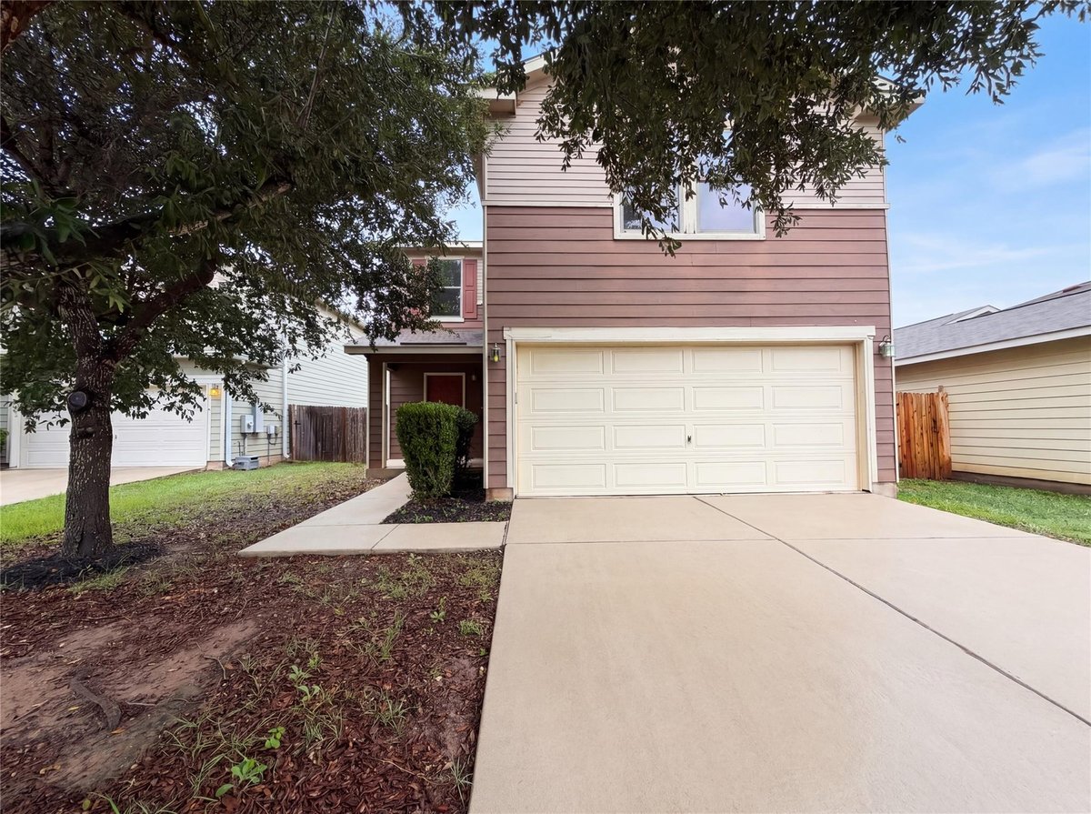 View 6009 Randleman Dr in MEADOWS AT BERDOLL PHS 2 SEC 1 6009 Randleman Dr - front exterior - Luxury home in MEADOWS AT BERDOLL PHS 2 SEC 1, Del Valle, TX