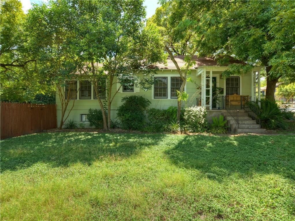 View 601 E Live Oak ST in Pleasant View Add 601 E Live Oak ST - property photo 1 - Luxury home in Pleasant View Add, Austin, TX