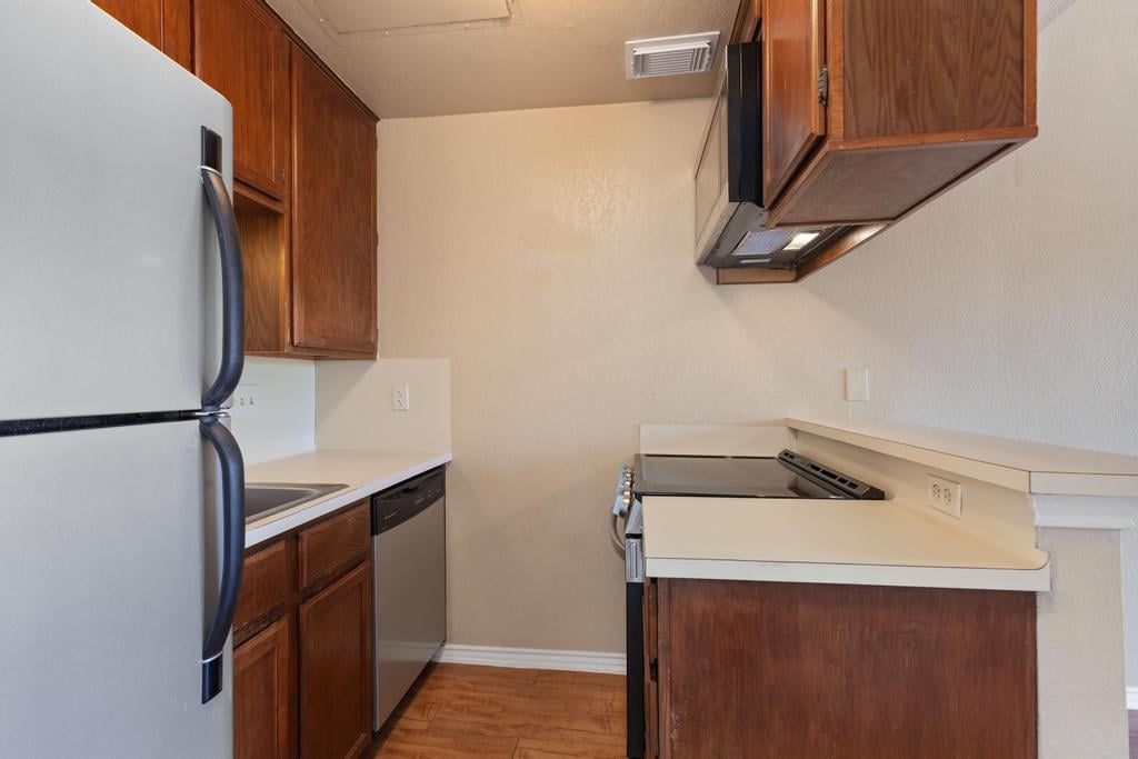 Primary bedroom at 601 Nelray Blvd Unit #17 - 1 bed 1 bath home