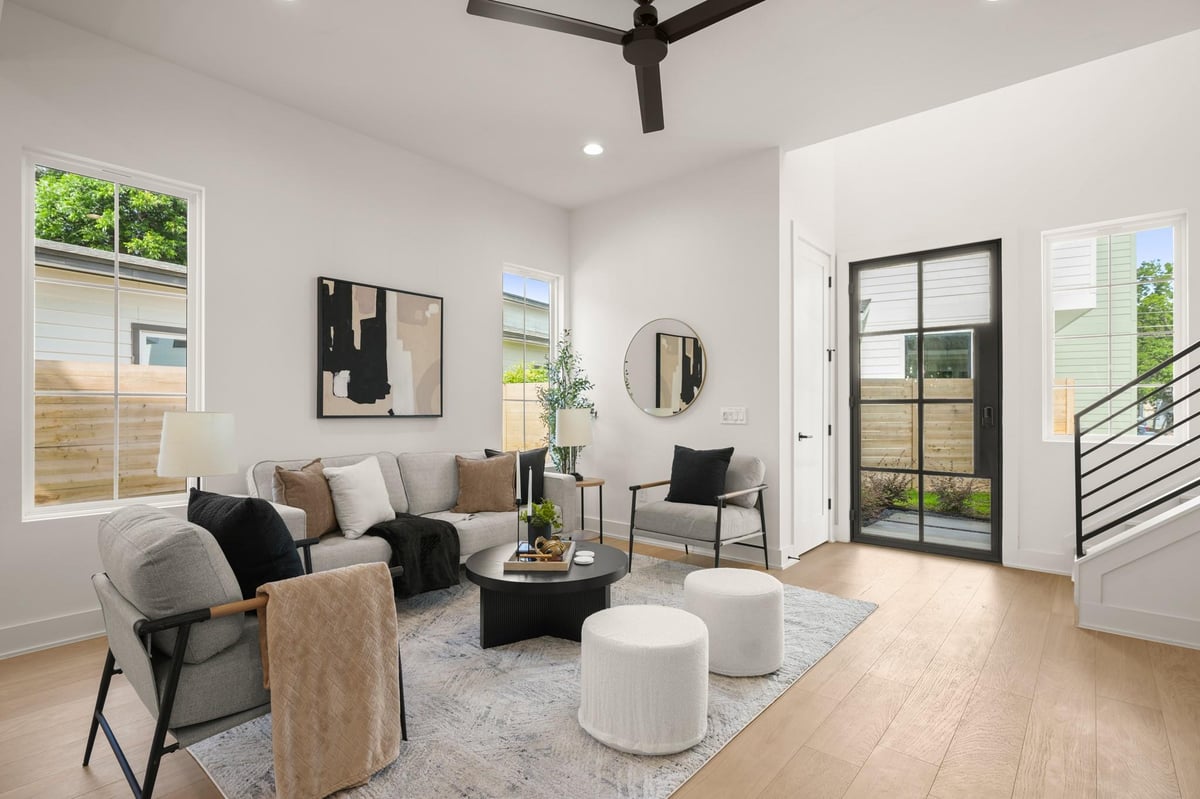 View 601 Vermont RD Unit #2 in Govalle 601 Vermont RD Unit #2 - front exterior - Luxury home in Govalle, Austin, TX