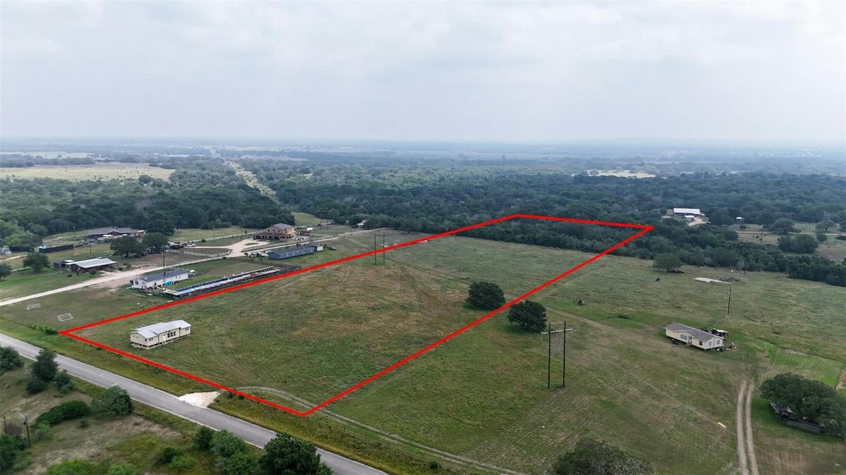 View 6015 Seawillow RD in - 6015 Seawillow RD - front exterior - Luxury lot in -, Lockhart, TX