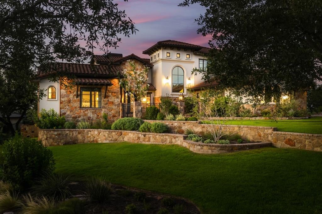 View 6016 Spanish Oaks Club Blvd in Spanish Oaks Sec 08 6016 Spanish Oaks Club Blvd - property photo 1 - Luxury home in Spanish Oaks Sec 08, Austin, TX