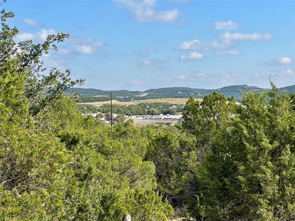 View 6019 La Paloma Ln in Lago Ranchos Sec 01 6019 La Paloma Ln - property photo 1 - Luxury lot in Lago Ranchos Sec 01, Lago Vista, TX
