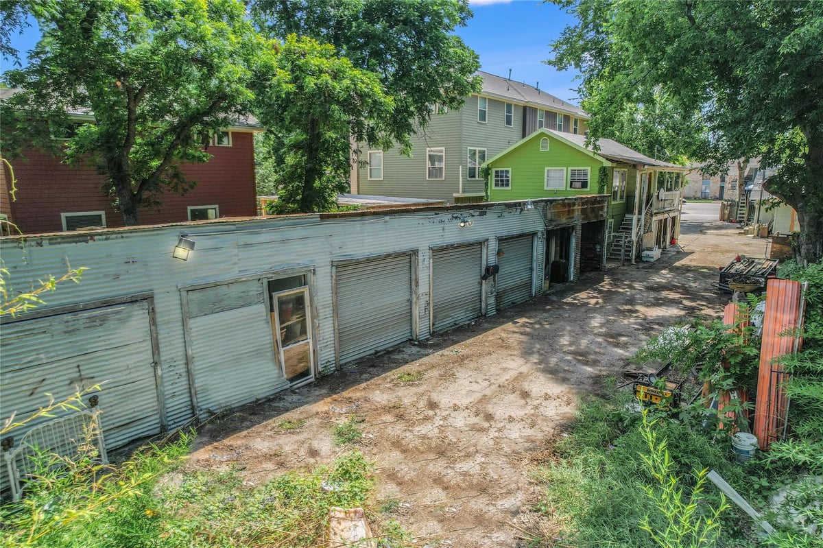 Primary bedroom at 602 Allen St - 2 bed 1 bath home