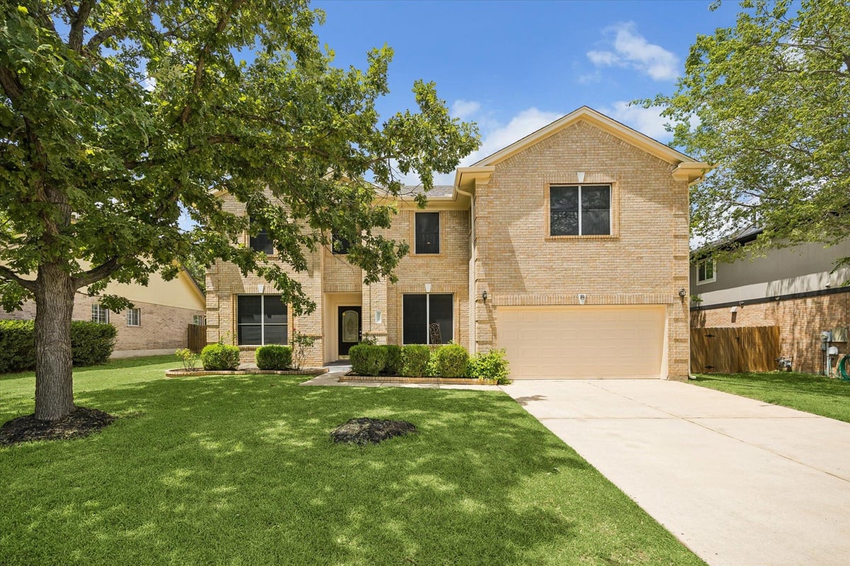 View 6025 Ronchamps DR in Cat Hollow Sec A Ph 04 6025 Ronchamps DR - property photo 1 - Luxury home in Cat Hollow Sec A Ph 04, Round Rock, TX