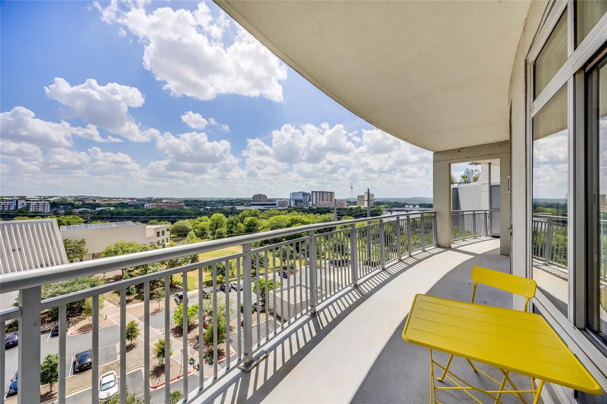 View 603 Davis ST Unit #811 in Shore A Condo Amd The 603 Davis ST Unit #811 - property photo 1 - Luxury home in Shore A Condo Amd The, Austin, TX