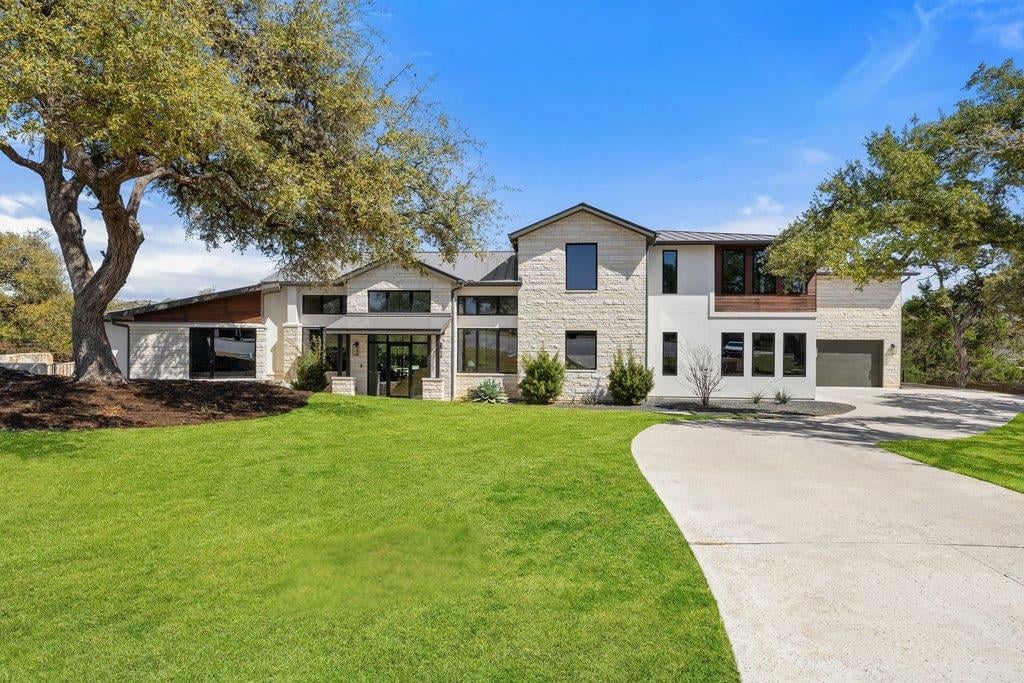 6037 W Verandero Ct - front exterior - Luxury home in Signal Hill Sub, Austin, TX