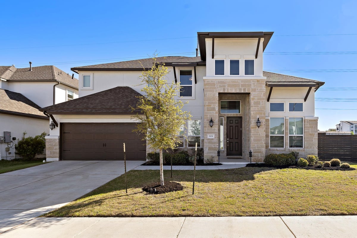 View 604 Spindrift Ln in Horizon Lake Ph 4 Sec 1 604 Spindrift Ln - front exterior - Luxury home in Horizon Lake Ph 4 Sec 1, Leander, TX
